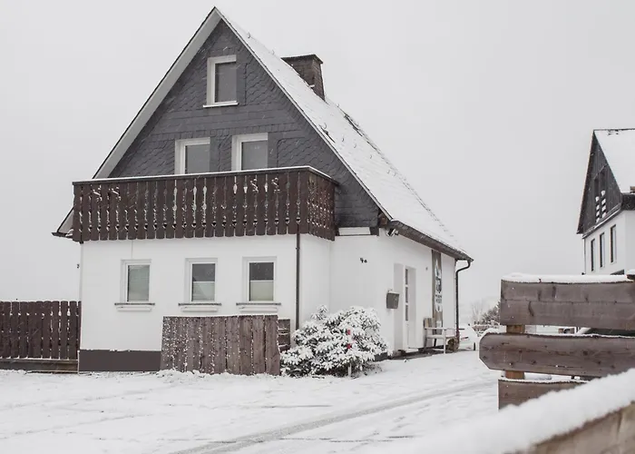 Treffpunkt Gruppenhaus Fuer 22 Personen Mit Grossem Aufenthaltsraum Und Kueche Holiday home