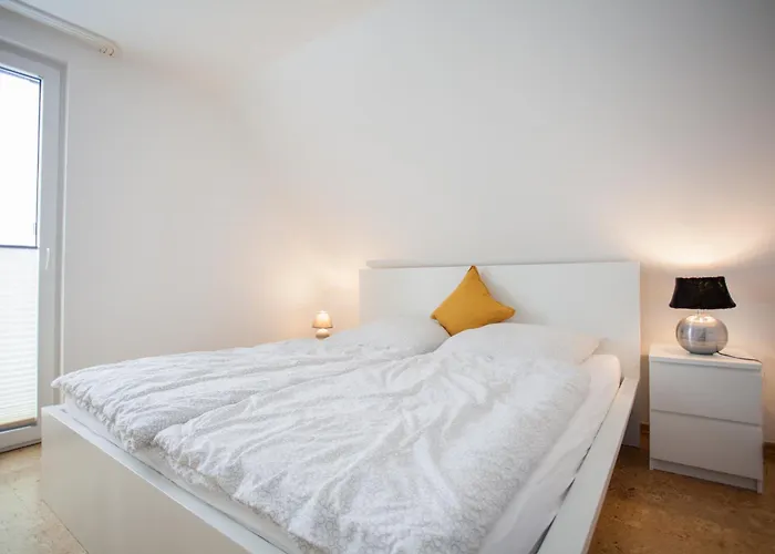 Treffpunkt Gruppenhaus Fuer 22 Personen Mit Grossem Aufenthaltsraum Und Kueche Holiday home Winterberg