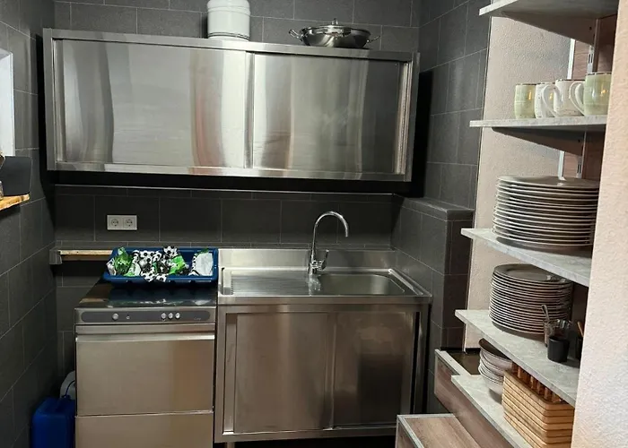 Treffpunkt Gruppenhaus Fuer 22 Personen Mit Grossem Aufenthaltsraum Und Kueche Holiday home